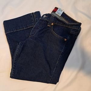 Levi's Women's Size 5 JR Low Slouch Stretch Light Wash Blue Denim Capri Jeans